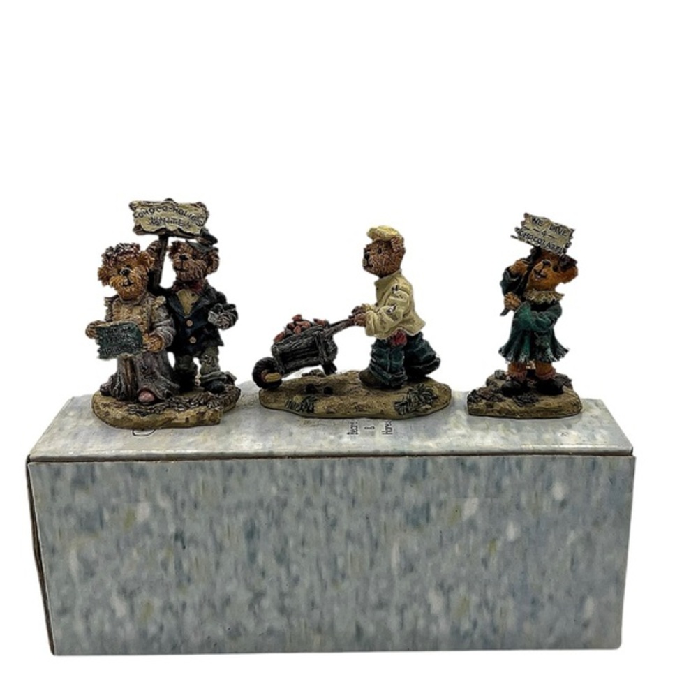 Boyds Bears Wunnerful Villages Accessory Stuff Figurines Style #19509-2